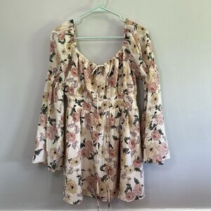 Women’s dress - Large